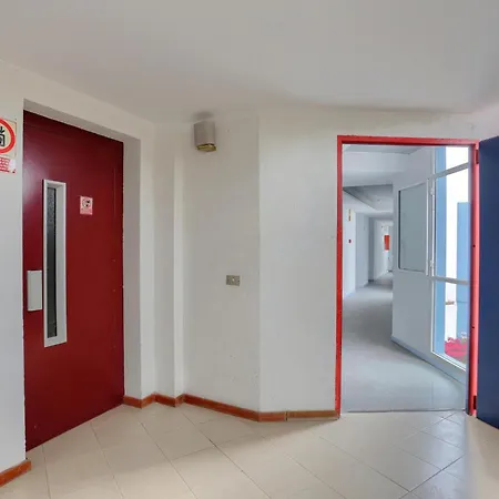 Holidays Studio, Pool, Air Con, Terrace Сан Мигель