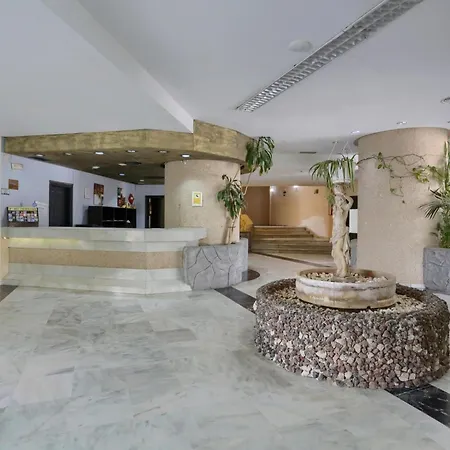 Апартаменты Holidays Studio, Pool, Air Con, Terrace Сан Мигель