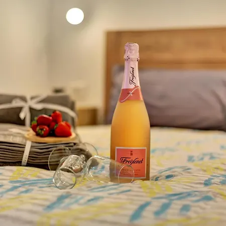 Holidays Studio, Pool, Air Con, Terrace Сан Мигель