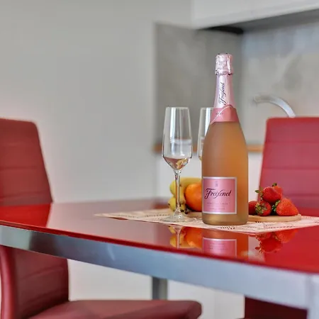 Holidays Studio, Pool, Air Con, Terrace * San Miguel de Abona